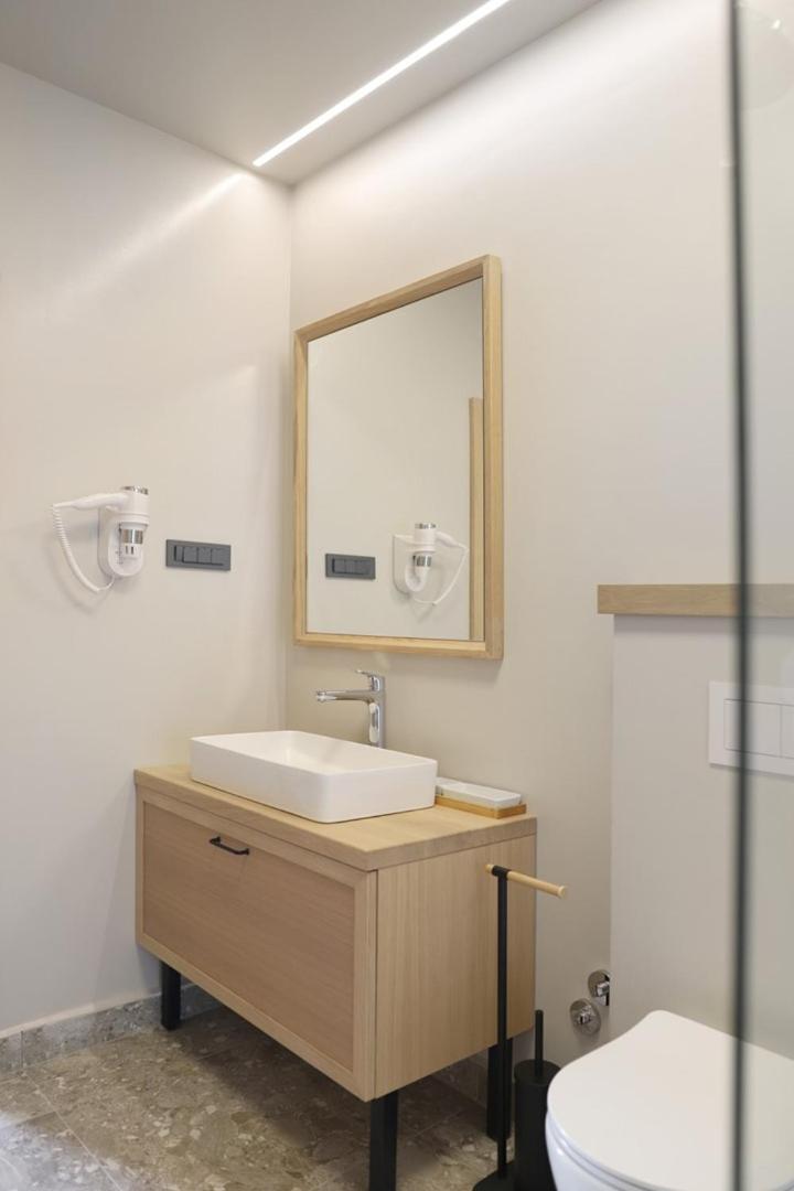 Bracera Inn Малинська Екстер'єр фото